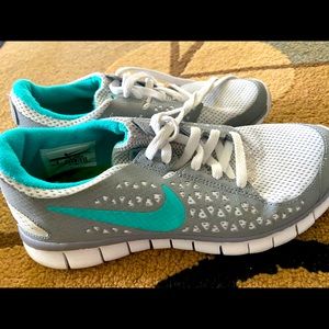 Nike Women’s Running Shoe, 6